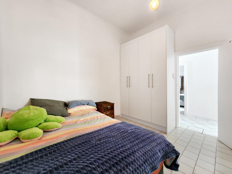 3 Bedroom Property for Sale in Sea Point Western Cape